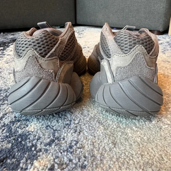 Yeezy 500 ‘Granite’ size 5 - Picture 7 of 9